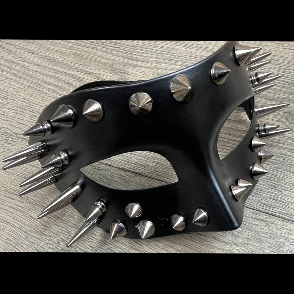Unisex Steampunk Fantasy Aesthetic Masquerade Party Custom Spike Mask NWT!